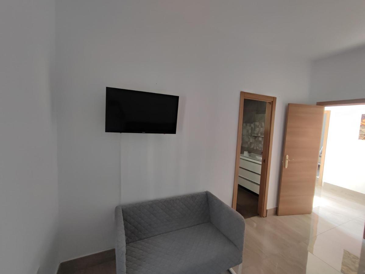 Precioso Bajo Muy Grande A 200 Metros De Playa Apartment Chipiona Exterior photo